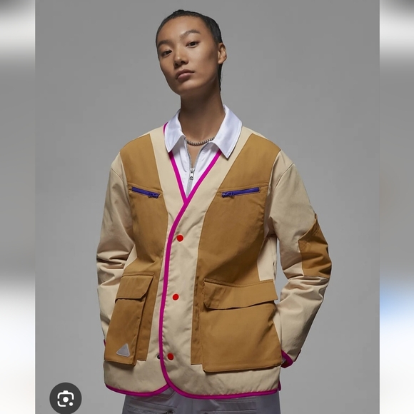 Jordan Jacket with Pink and Gold Accents. Womens‎ Sz.L [Loose Fit] - Picture 8 of 10